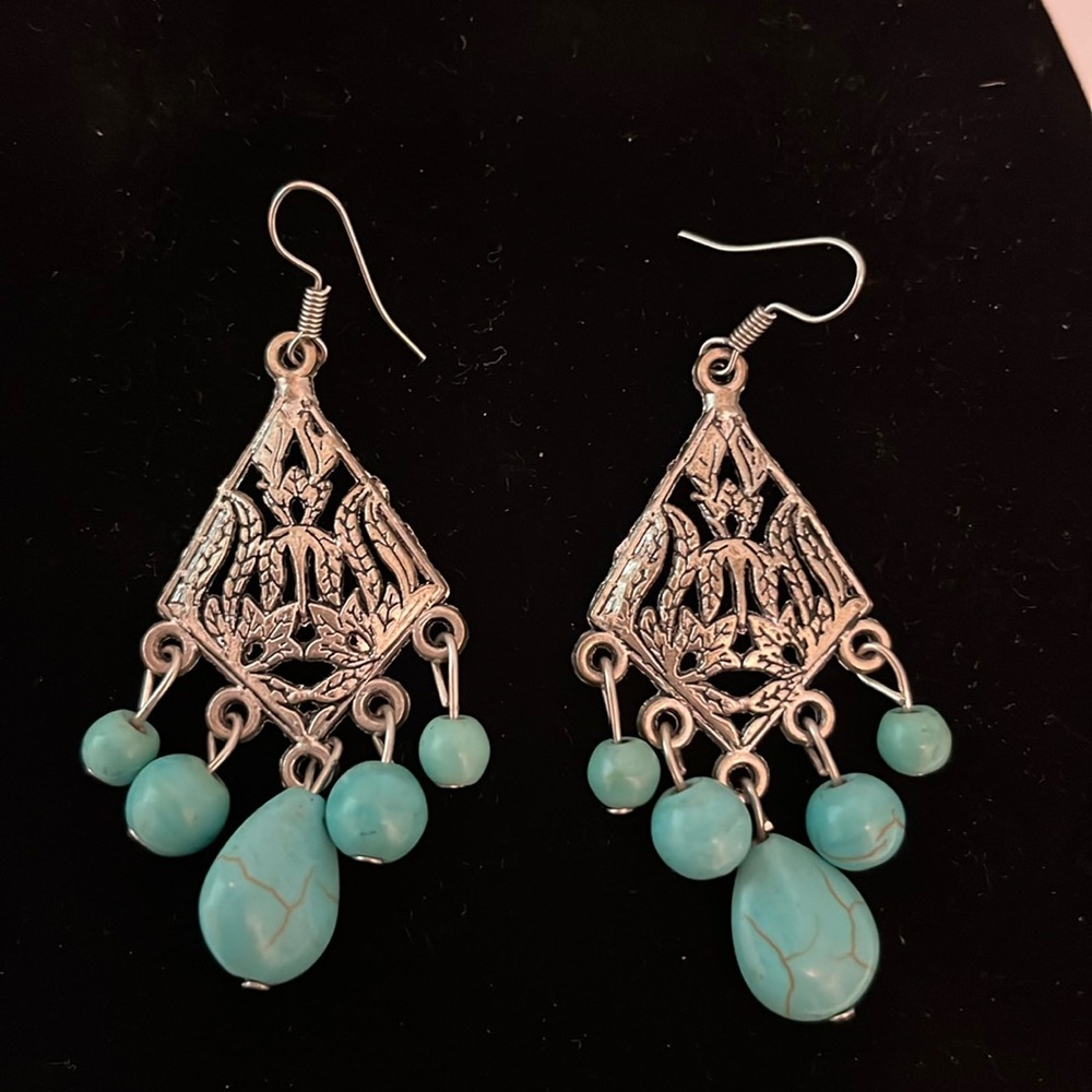 Earrings dangling long turquoise stone triangular shape silver tone metal design